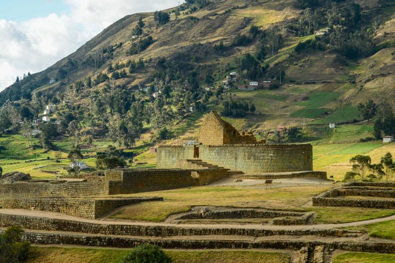 Complexe archéologique Inca-Cañari d'Ingapirca, près de Cañar, Équateur - Voyages dans le temps! Ingapirca - Cuenca - Une histoire de Vacances en famille avec Nature Experience